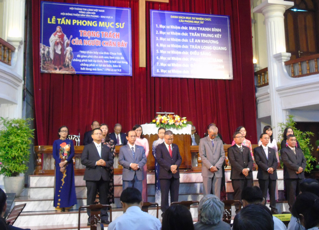 Tấn phong 8 Mục sư tại nhà thờ Tin Lành Sài Gòn