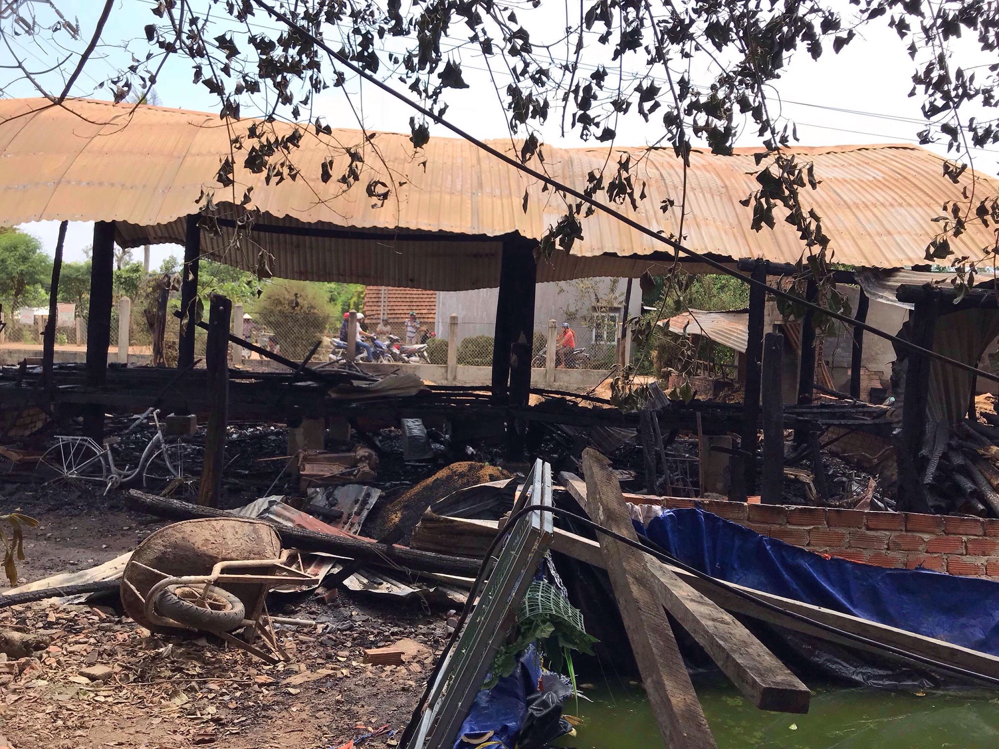 Cầu thay!!! Một gia đình tín hữu bị hỏa hoạn