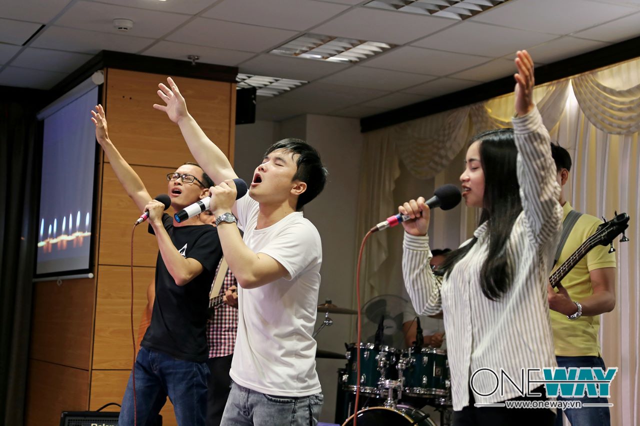 Những con tim cháy bỏng hướng về sự kiện “500 năm…”