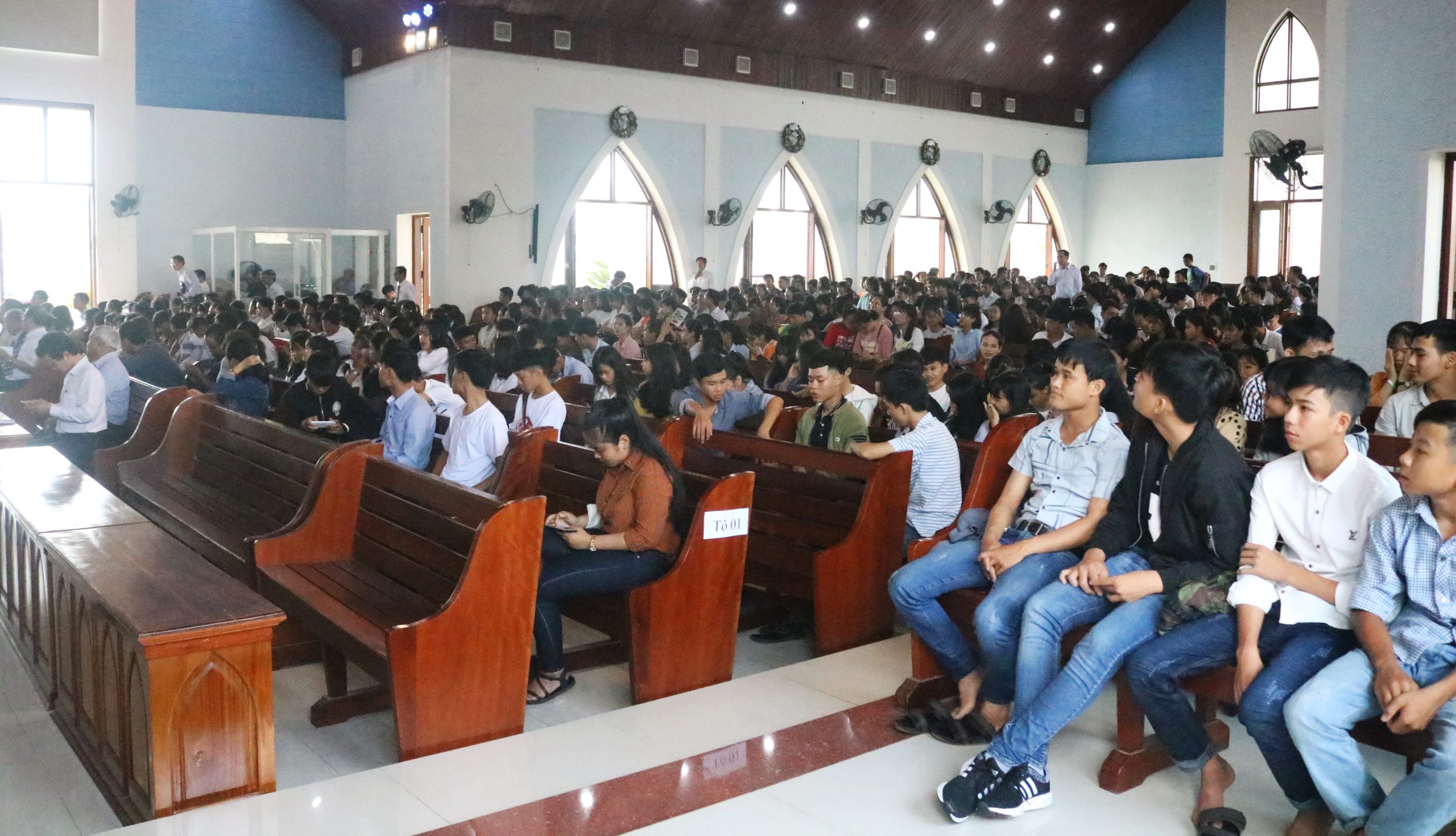 Gần 700 thanh thiếu niên Tin Lành dự hội thảo về giới tính