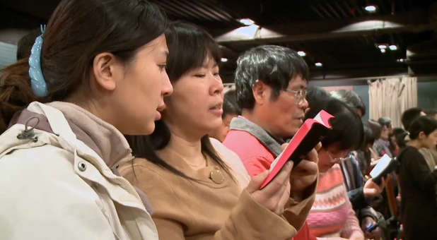 “Tôi tin Chúa Jesus. Không tin các ông!”