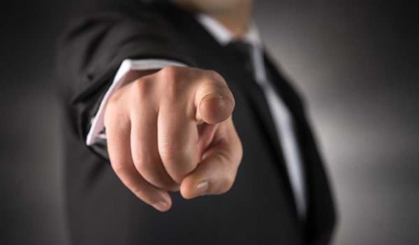 Không phải những lời hoa mỹ