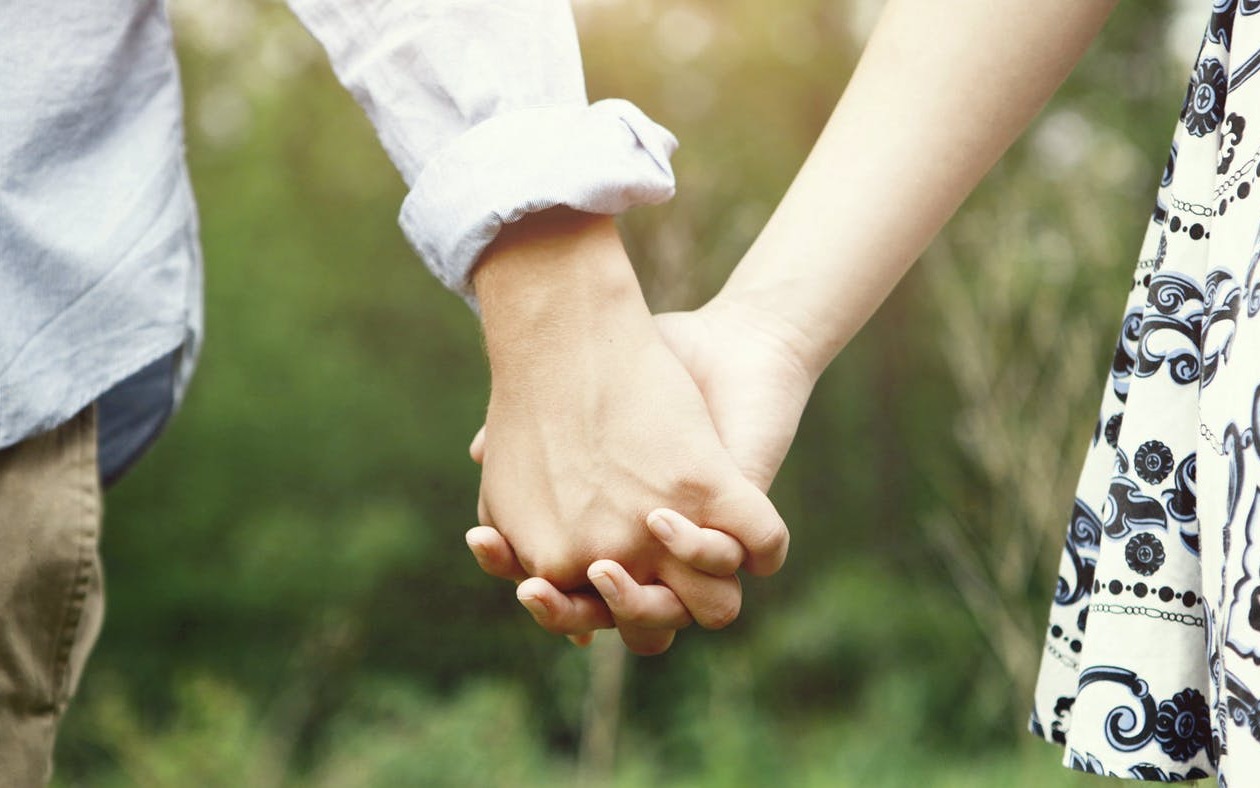 Nếu anh ta không yêu Chúa, anh ta cũng không yêu bạn