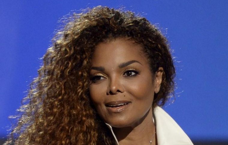Janet Jackson kêu gọi người hâm mộ trở lại với Chúa