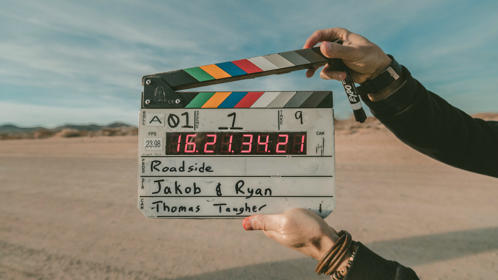 Các câu hỏi cần làm rõ trước khi bạn say sưa với phim ảnh