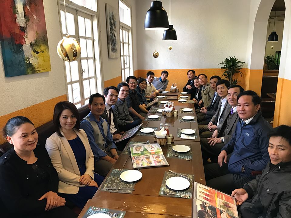 Nở rộ “Phòng cầu nguyện toàn cầu” cho Việt Nam