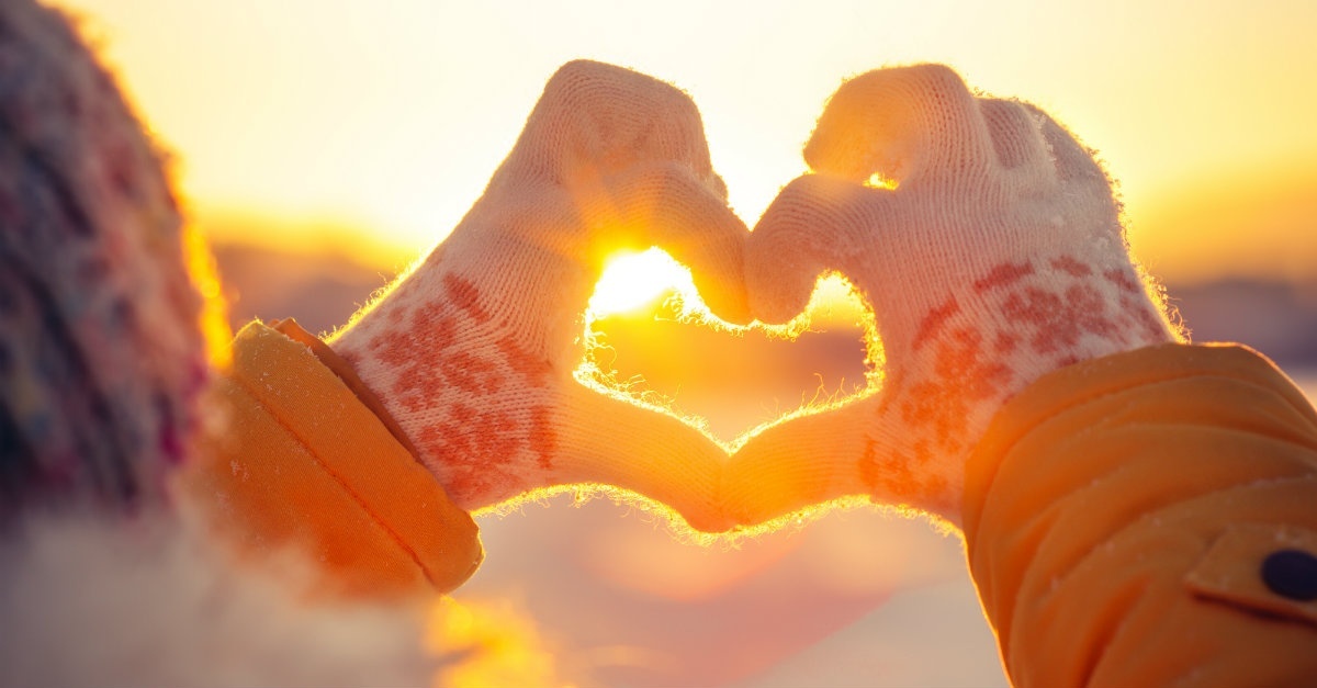 7 Cách để Yêu Người Lân Cận như Chính Mình