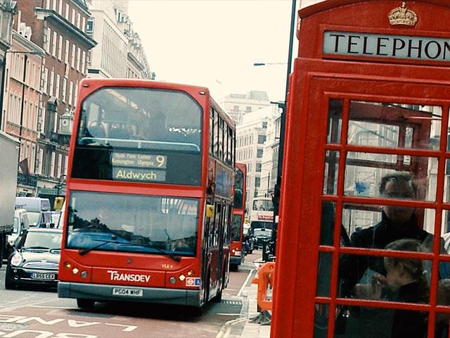 Thế Hệ Trẻ Tại Vương Quốc Anh Nghĩ Gì Về “Quốc Gia Cơ Đốc Giáo” Của Họ