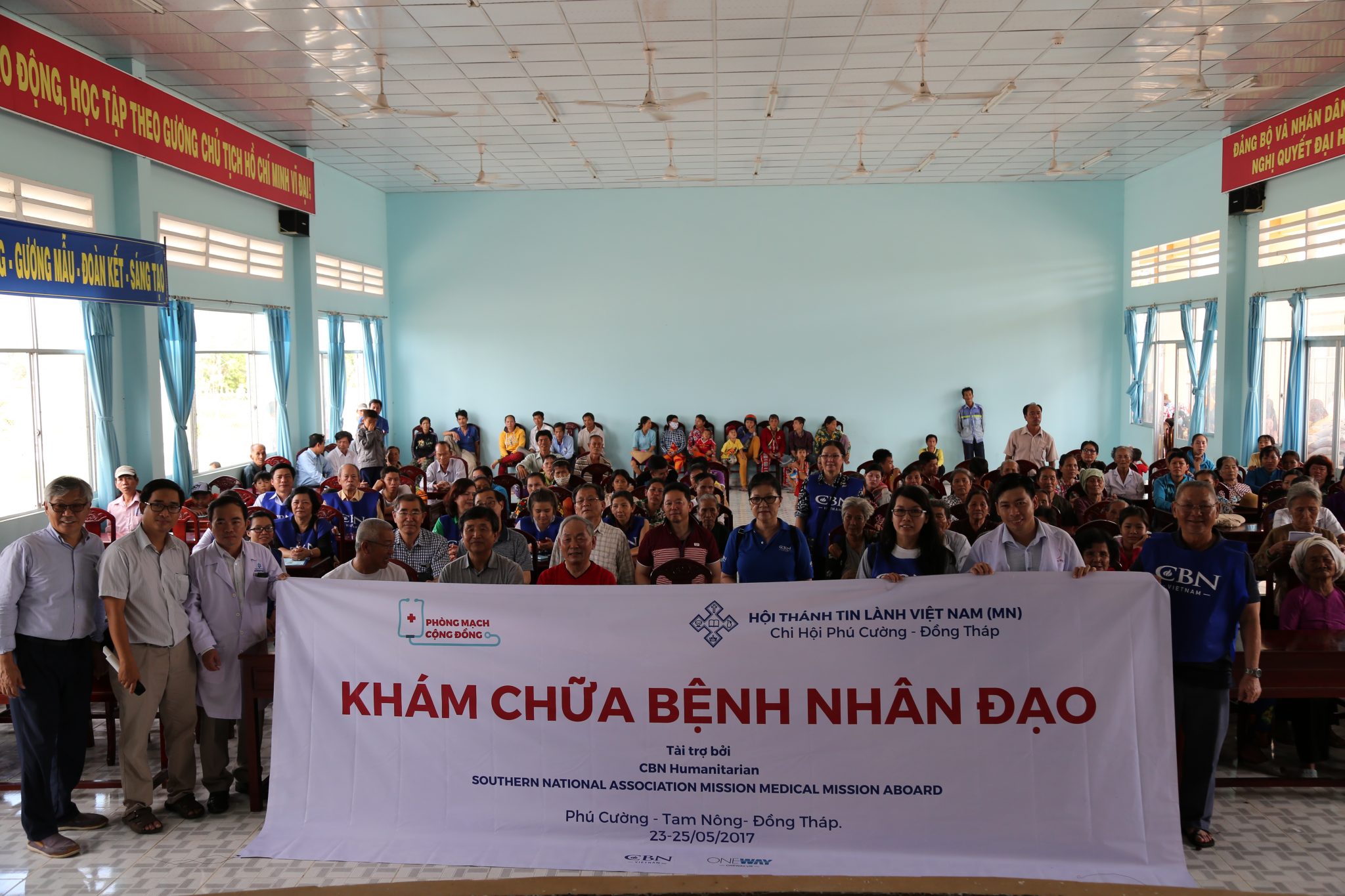 Hàng ngàn bà con nông dân Đồng Tháp được khám chữa bệnh miễn phí