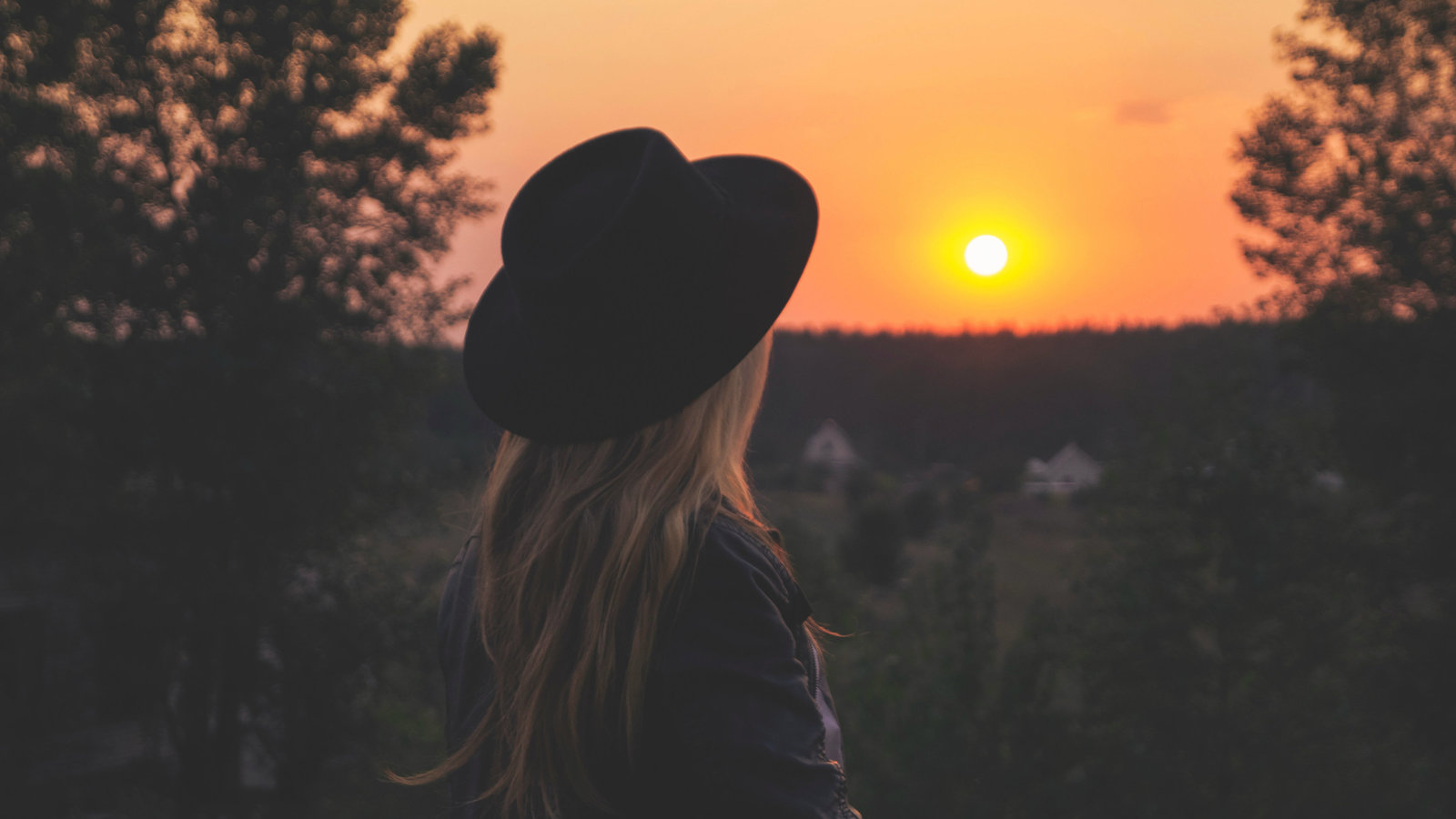 Chúa Ơi, Hãy Thêm Lòng Yêu Thương Ở Trong Con