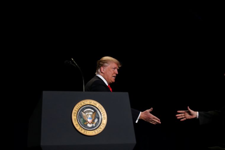 Tổng thống Trump phát biểu rằng: “Chừng nào còn có Chúa, chúng ta sẽ không bao giờ đơn độc”