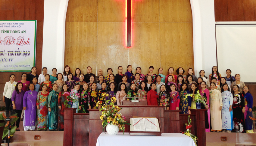 Chương Trình Bồi Linh Và Thông Công Phu Nhân Mục Sư Truyền Đạo Khu Vực IV