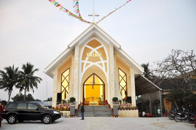 Lễ Cung Hiến Và Khánh Thành Nhà Thờ Tin Lành Bình Sơn – Tỉnh Quảng Ngãi