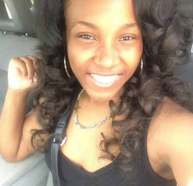 Nữ Cảnh Sát Cầu Nguyện Và Tha Thứ Cho Kẻ Giết Con Gái Mình