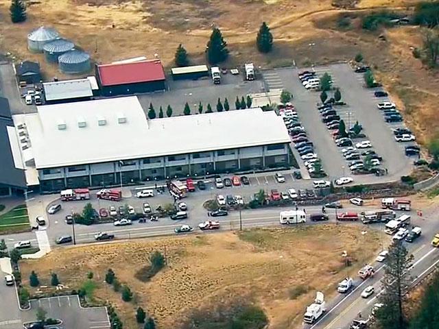 Vụ nổ súng tại trường học: đem cộng đồng đến với Chúa