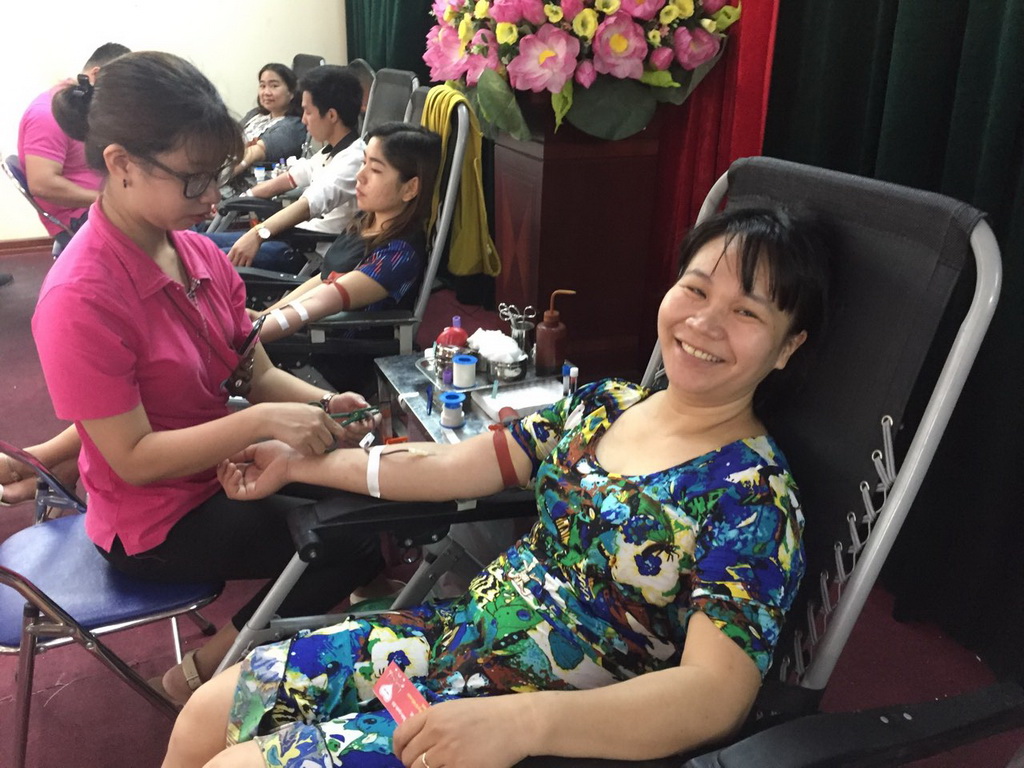 Hà Nội: Cơ Đốc nhân tham gia hiến máu cứu người