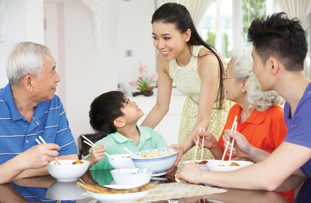 7 lợi ích của gia đình ăn tối cùng nhau
