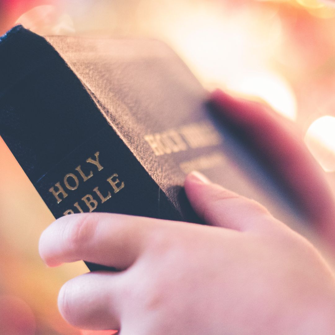 Cha mẹ ơi, chúng ta phải cầu nguyện!