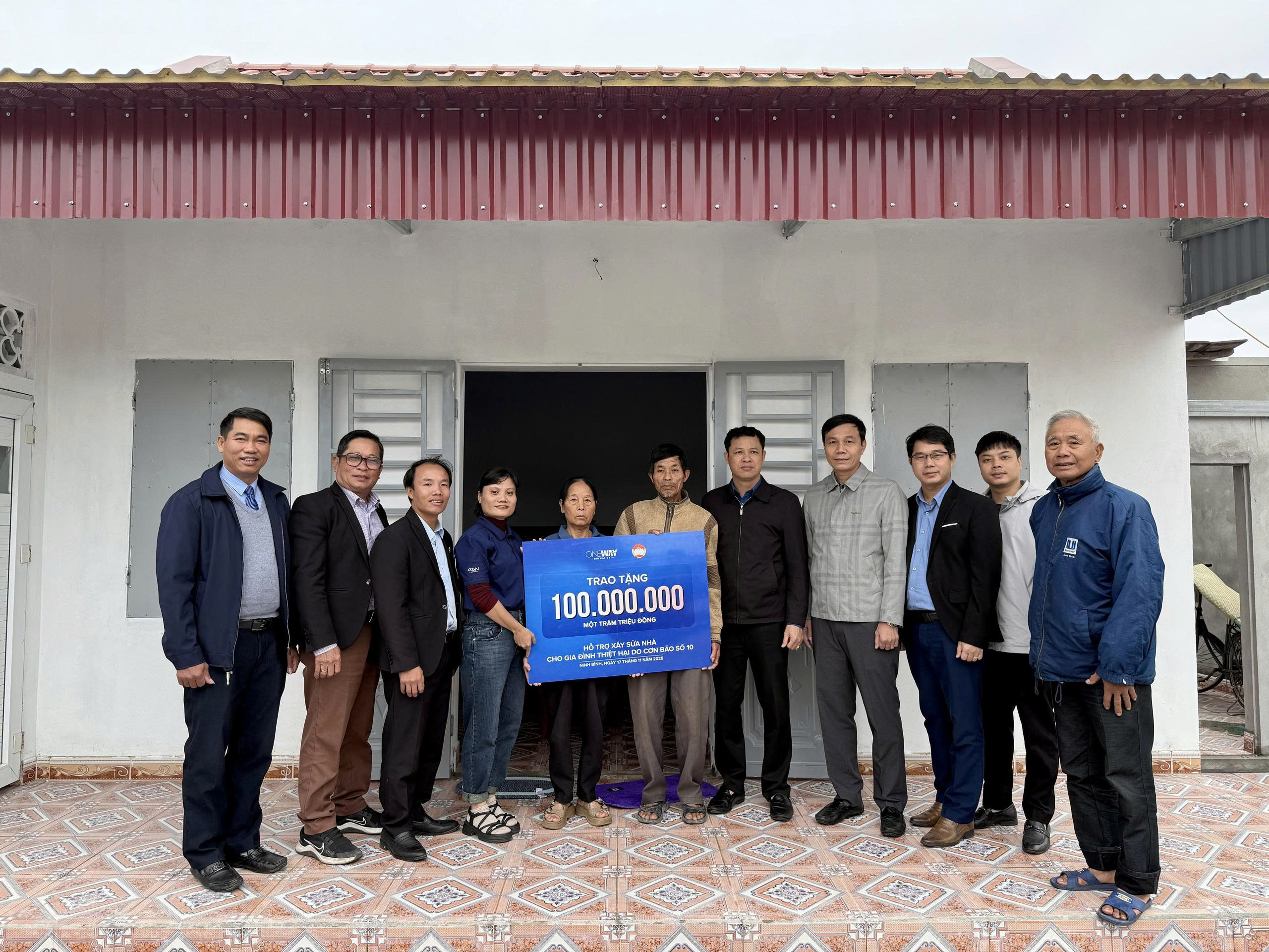 Ninh Bình: Một ngôi nhà mới, một đời sống mới đến với gia đình khốn cùng sau bão