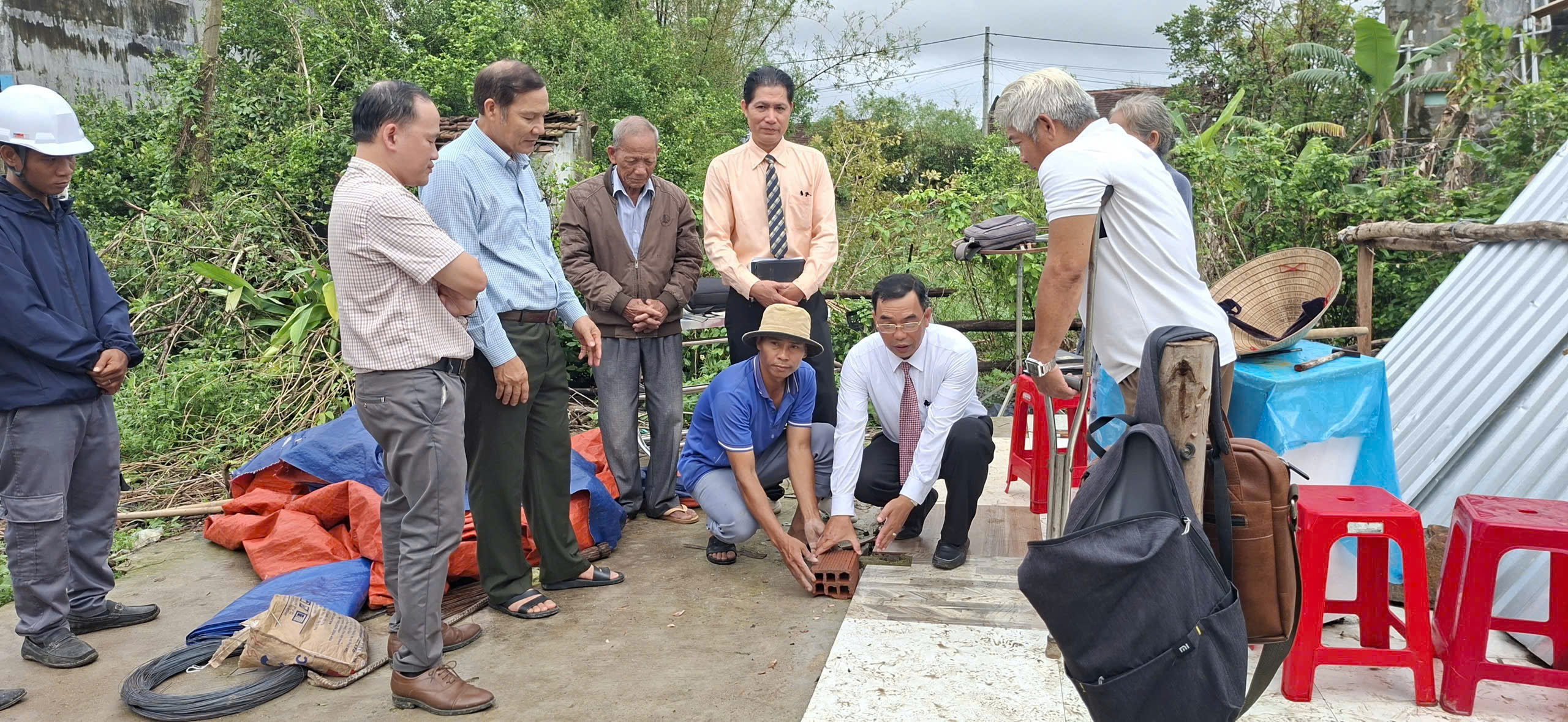 Bình Định: Sau bão, ngôi nhà của một con cái Chúa bị cuốn sập nay được khởi công