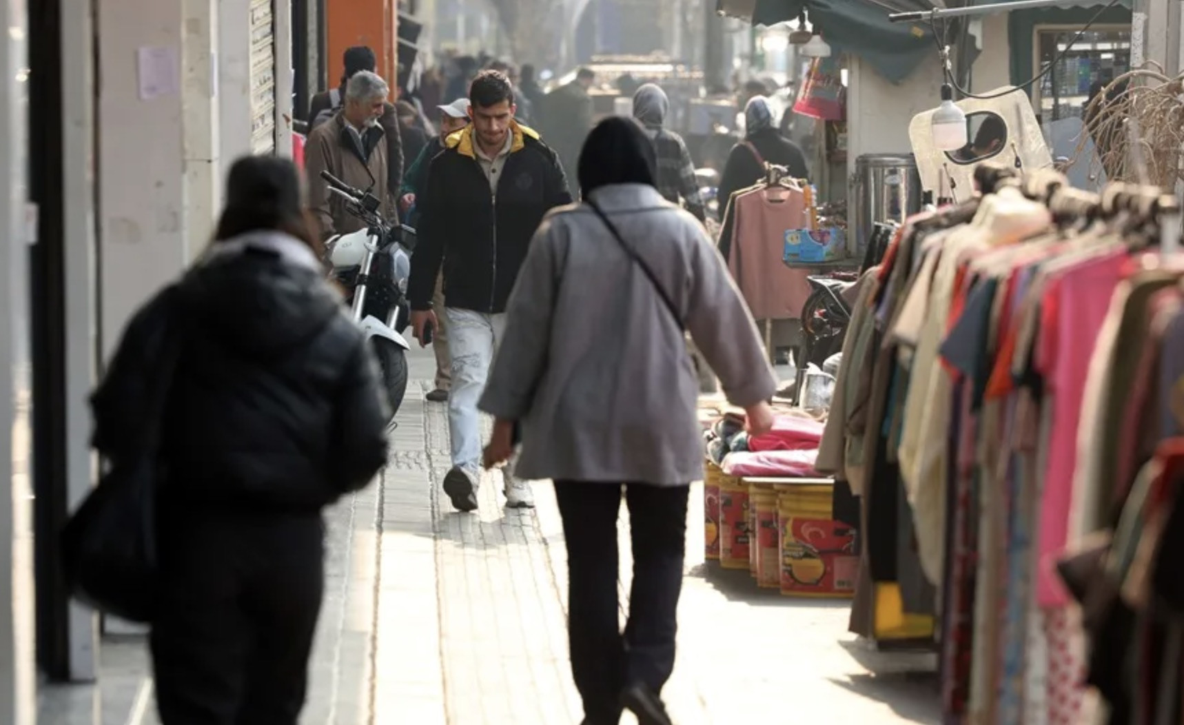 Đằng sau những tiêu đề kinh hoàng về Iran, một cuộc ‘Đại Thức Tỉnh’ đang diễn ra