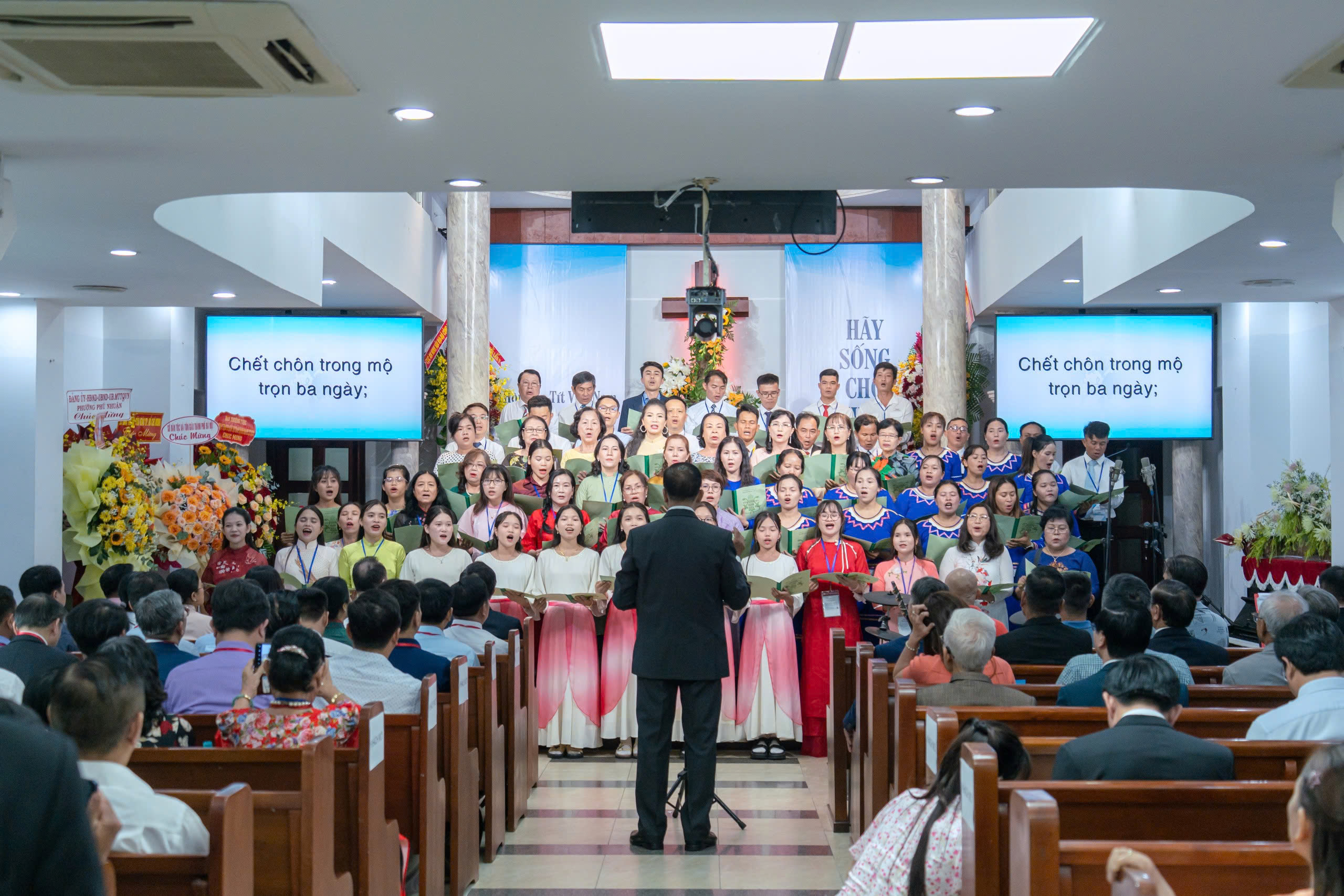 TP. Hồ Chí Minh: Khai mạc Đại hội đồng lần V của Tổng Hội Báp Tít Việt Nam với chủ đề “Hãy Sống Cho Chúa”